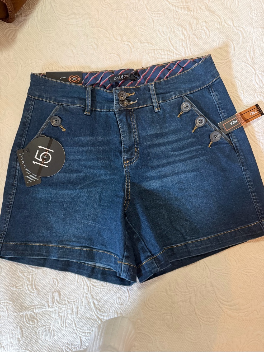 One 5 One Women's Dark Blue Denim Shorts size 8/ 29